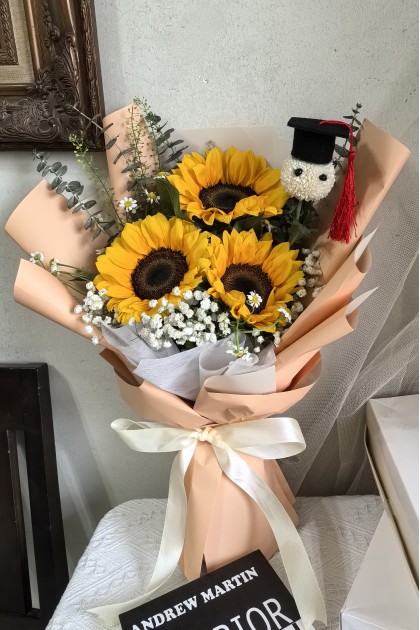 Graduation Sunflower Bouquet - Happy
