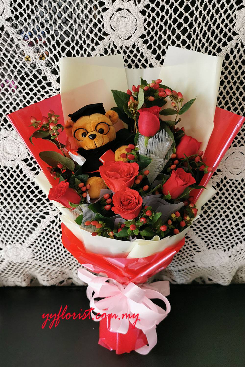 Graduation Roses Bouquet Kepong Florist Convocation flower 2022