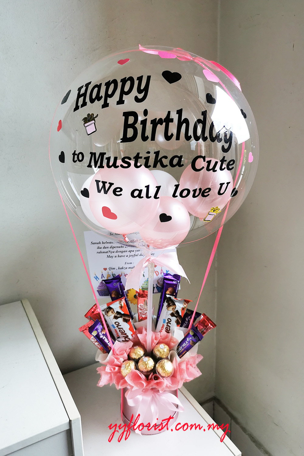 hot air balloon chocolate ferrero rocher balloon bouquet